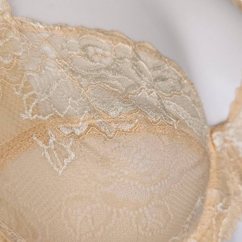 coquette nude lace bra - Picture 4 of 5